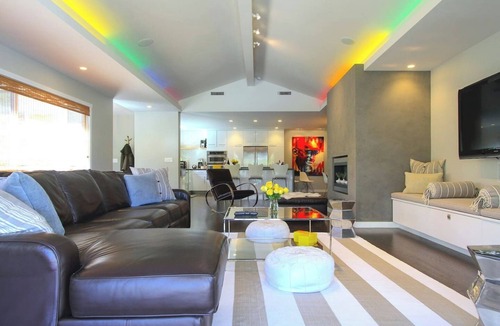 Windsor House | Wine Country Gem | Pool | Hot tub | BBQ