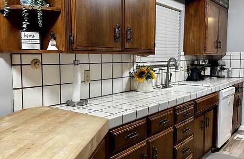 Victor House | Wine Country Getaway