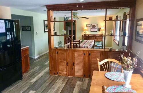 Town of Benton House | Wine Country Lodge a Family-Friendly Getaway