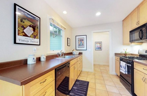 Sonoma House | Wine County Couples Retreat w/Wine Passport