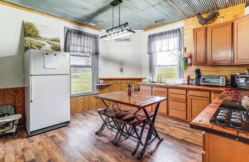 Hermann House | Wine, Dine & Unwind: Hermann Home w/Spacious Yard