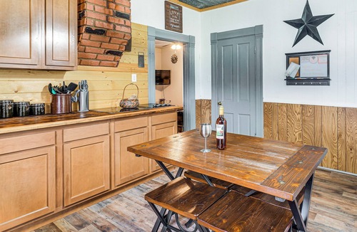 Hermann House | Wine, Dine & Unwind: Hermann Home w/Spacious Yard