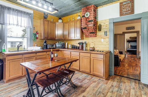 Hermann House | Wine, Dine & Unwind: Hermann Home w/Spacious Yard