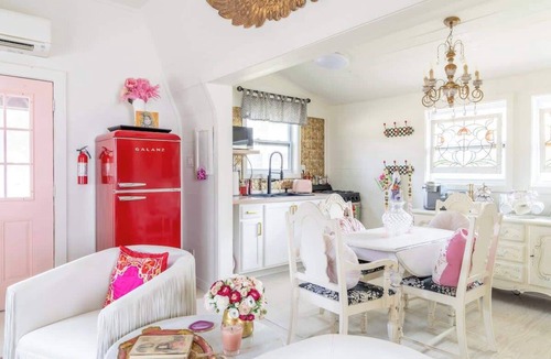 Ledbetter House | Wine, Dine, & Unwind | Stay in Style + Shop RT