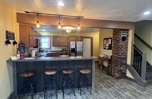 Geneva House | Wine Hop -Inn …Relax In The Heart Of Ohio's Wine Country