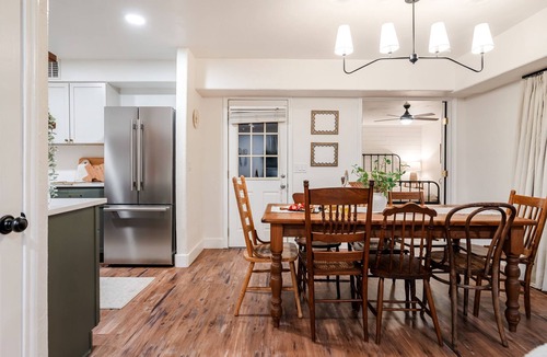 Johnson City House | Wine Trail Retreat w/Fire Pit, Cold Plunge, Grill, Walk to Downtown JC!
