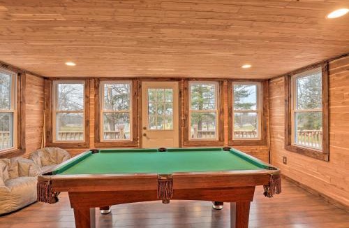 Ovid House | Wine Trail Retreat w/Tiny Home & Hot Tub