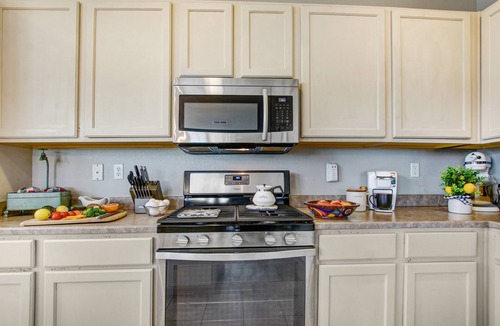 Santa Rosa House | Winemaker's Delight: 3BD/3BA Russian River Valley