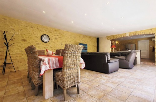 Sabran Villa | Winemaker's house with garden and pool in the gard