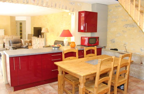 Sabran Villa | Winemaker's house with garden and pool in the gard