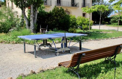 La Torre de Claramunt Apartment | Winery apartment for two with private terrace