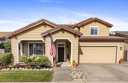 Windsor House | “Winetopia” Windsor Getaway - 39 Exceptional Reviews!