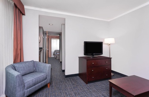 Athens Hotel | Wingate Athens