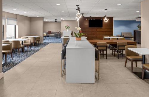 Cranberry Township Hotel | Wingate by Wyndham Cranberry