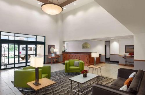 Bentonville Hotel | Wingate by Wyndham Bentonville