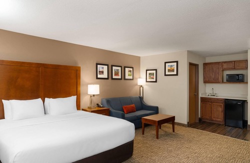 Clearfield Hotel | Wingate by Wyndham Clearfield