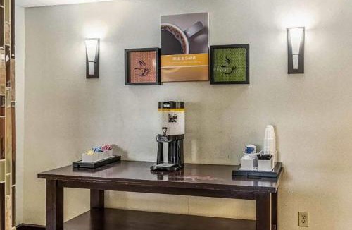Conway Hotel | Wingate by Wyndham Conway AR