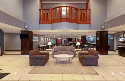 Erie Hotel | Wingate by Wyndham Erie