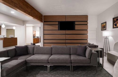 Farmington Hotel | Wingate by Wyndham Farmington NM