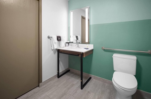 Farmington Hotel | Wingate by Wyndham Farmington NM