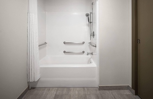 Farmington Hotel | Wingate by Wyndham Farmington NM