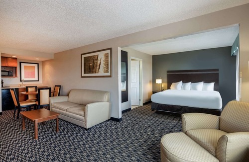 Gillette Hotel | Wingate by Wyndham Gillette