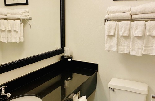 Gurnee Hotel | Wingate by Wyndham Gurnee