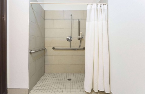 Gurnee Hotel | Wingate by Wyndham Gurnee