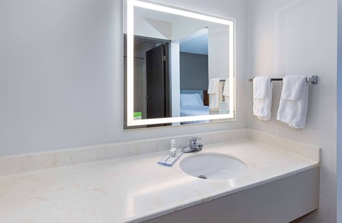 Hattiesburg Hotel | Wingate by Wyndham Hattiesburg
