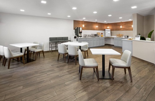 Kingsland Hotel | Wingate by Wyndham Kings Bay Naval Base/I-95