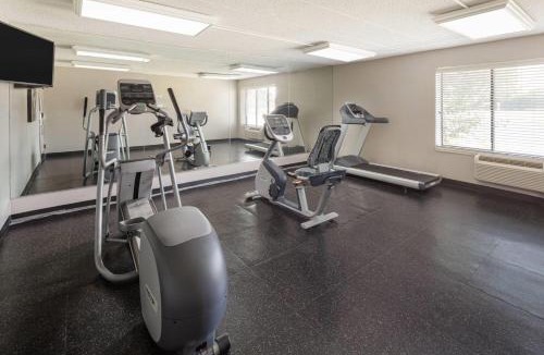 Highlands Hotel | Wingate by Wyndham Lincoln Airport East I-80