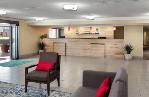 Highlands Hotel | Wingate by Wyndham Lincoln Airport East I-80