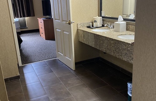 Little Rock Hotel | Wingate by Wyndham Little Rock