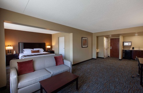 Wheatland Hotel | Wingate by Wyndham Oklahoma City/Airport