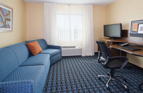 Oshkosh Hotel | Wingate by Wyndham Oshkosh