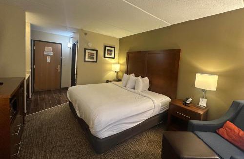 Willock Hotel | Wingate by Wyndham Pittsburgh West Mifflin