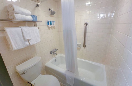 Fenton Hotel | Wingate by Wyndham St. Louis/Fenton Route 66