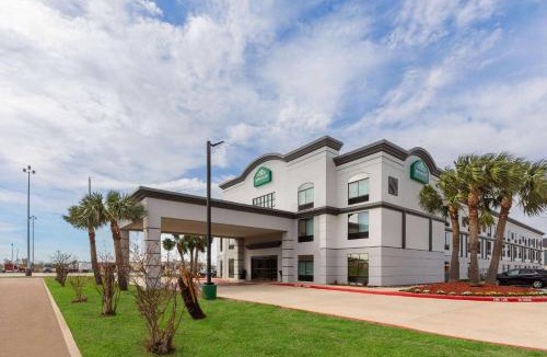 Sulphur Hotel | Wingate by Wyndham Sulphur Near Lake Charles