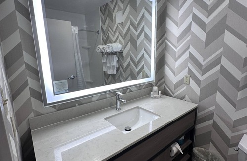 Waynesboro Hotel | Wingate by Wyndham Waynesboro