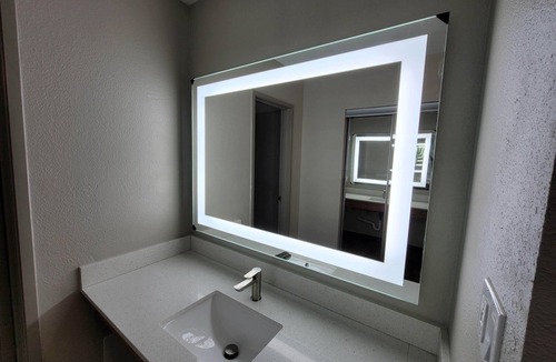 Wichita Hotel | Wingate by Wyndham Wichita Airport
