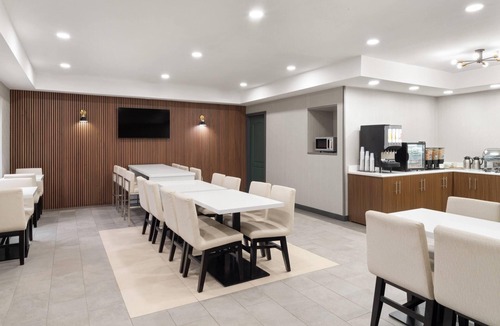 Ontario Hotel | Wingate Suites By Wyndham Mansfield