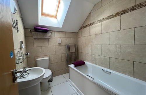 Llanbradach Hotel | Wingfield Hotel