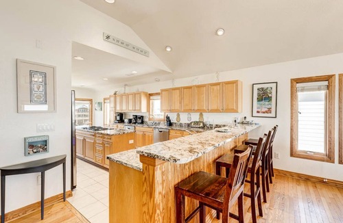 Nags Head House | Wink Beach | Oceanfront | Private Pool, Hot Tub, and Dog Friendly