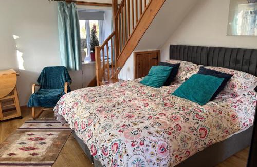 Peebles House | Winkston Holiday Accommodation Peebles