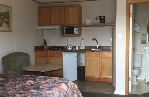Estevan Hotel | Winkys Motel