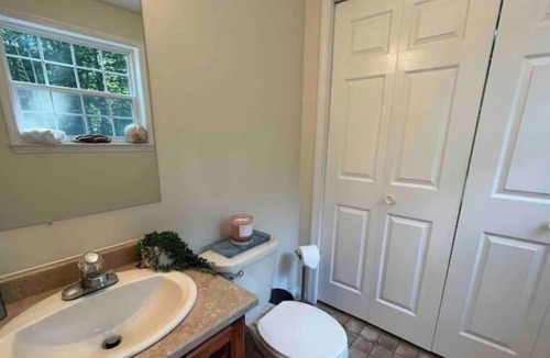 Moultonborough House | Winnipesaukee Beach Access Home with hot tub