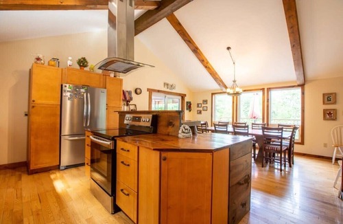 Seguin Villa | Winsome Silver Lake Perfect for family groups!