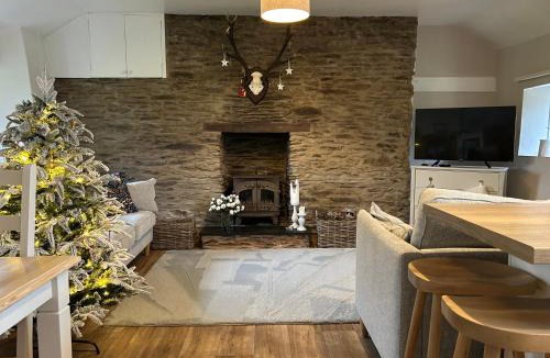 Exmoor National Park House | Winstitchen Cottage situated near the River Barle