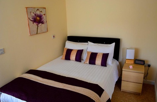 Bicester House | Winston Guesthouse