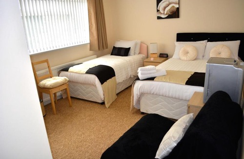 Bicester House | Winston Guesthouse